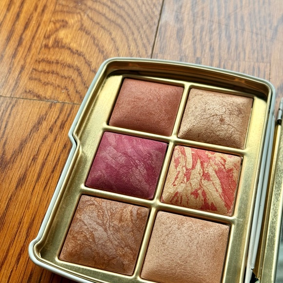 Hourglass Ambient Fox Face Blush Highlighter Bronze Contour Palette - Picture 4 of 7